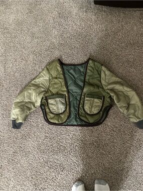 Woman Quilted Green Crop Jacket